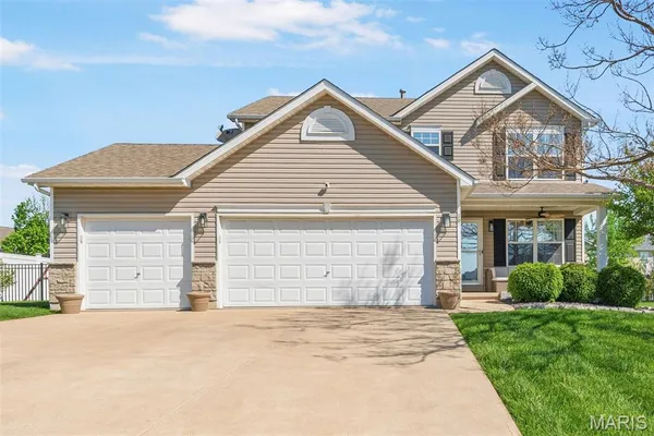 $365,000 | 19 Cambridge Court, Troy, MO 63379