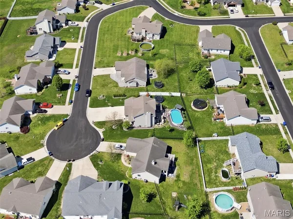 $365,000 | 19 Cambridge Court, Troy, MO 63379