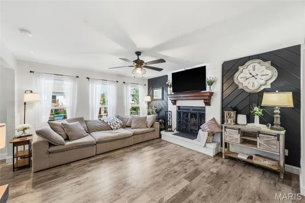 $365,000 | 19 Cambridge Court, Troy, MO 63379