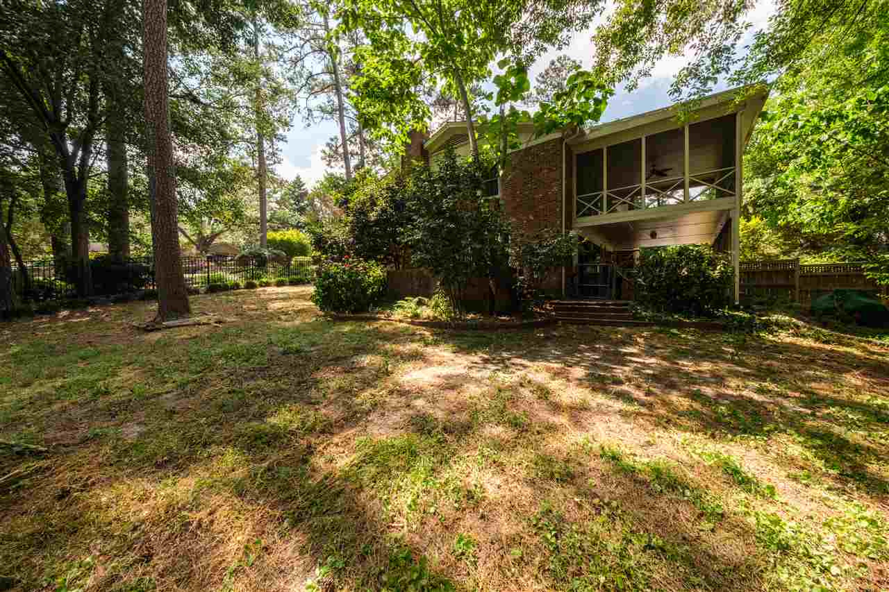 3904 Yew Circle Raleigh, NC 27612 - Photo 19 of 19 Fenced-in-yard