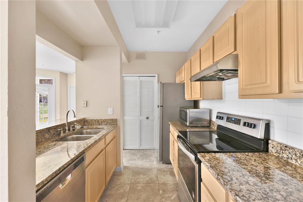 404 Summit Ridge Place, Unit 212 Longwood, FL 32779 - Photo 7 of 24 Gallery Image 7