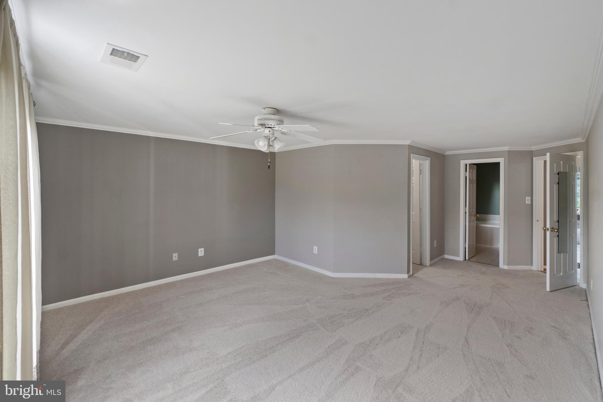 21163 Crocus Terrace Ashburn, VA 20147 - Photo 20 of 33