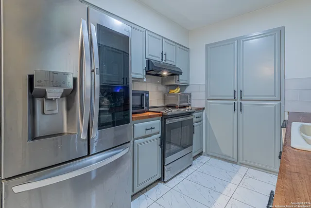 $320,000 | 8810 Pertshire Street, San Antonio, TX 78254