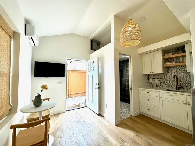 $1,950,000 | 5065 Ashberry Road, Carlsbad, CA 92008