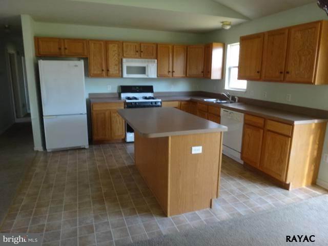 3435 Brownton Road Felton, PA 17322 - Photo 3 of 13