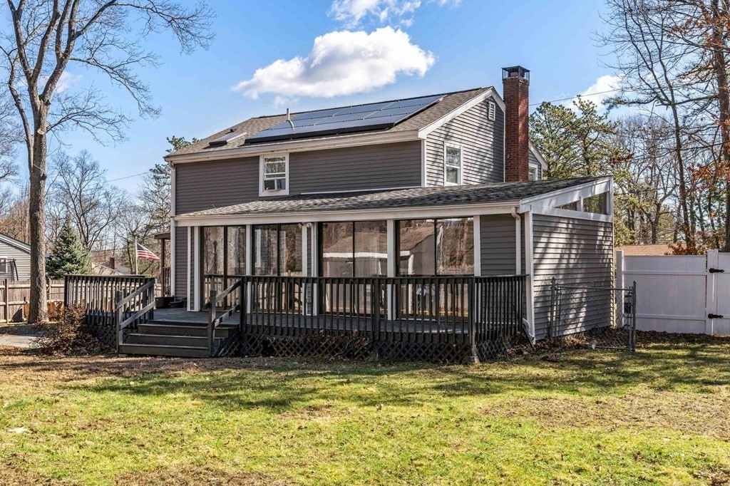 86 Larson Road Stoughton, MA 02072 - Photo 3 of 33 Gallery Image 3