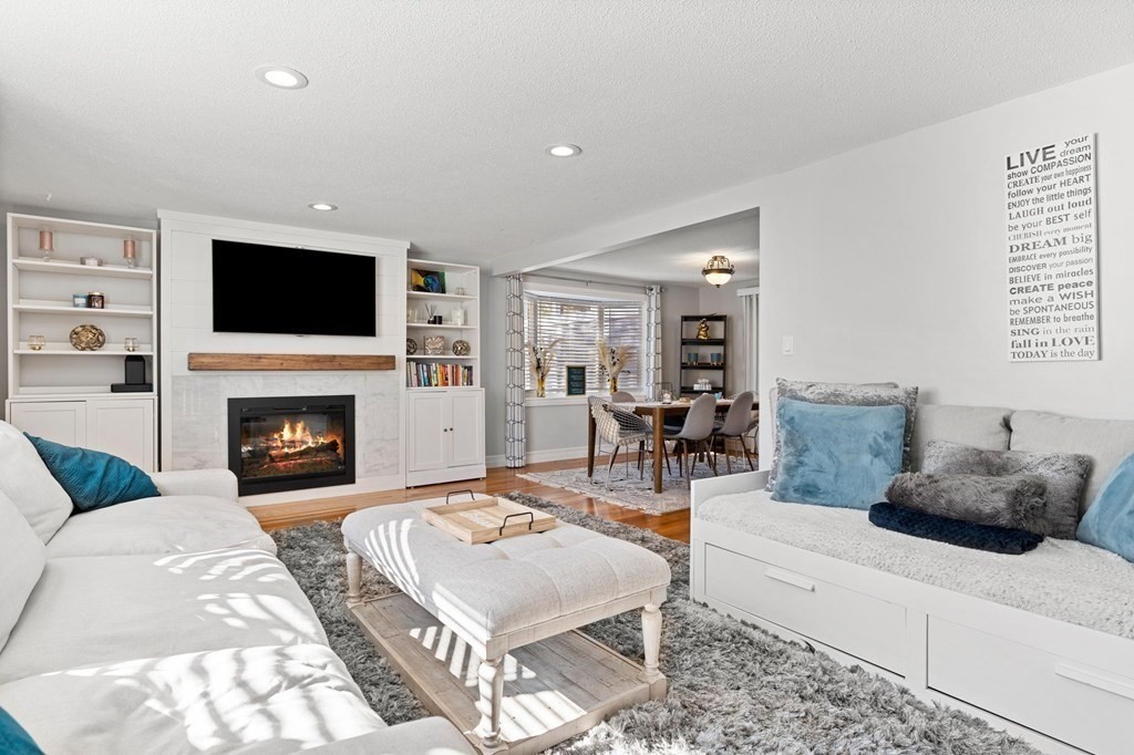86 Larson Road Stoughton, MA 02072 - Photo 5 of 33 Gallery Image 5