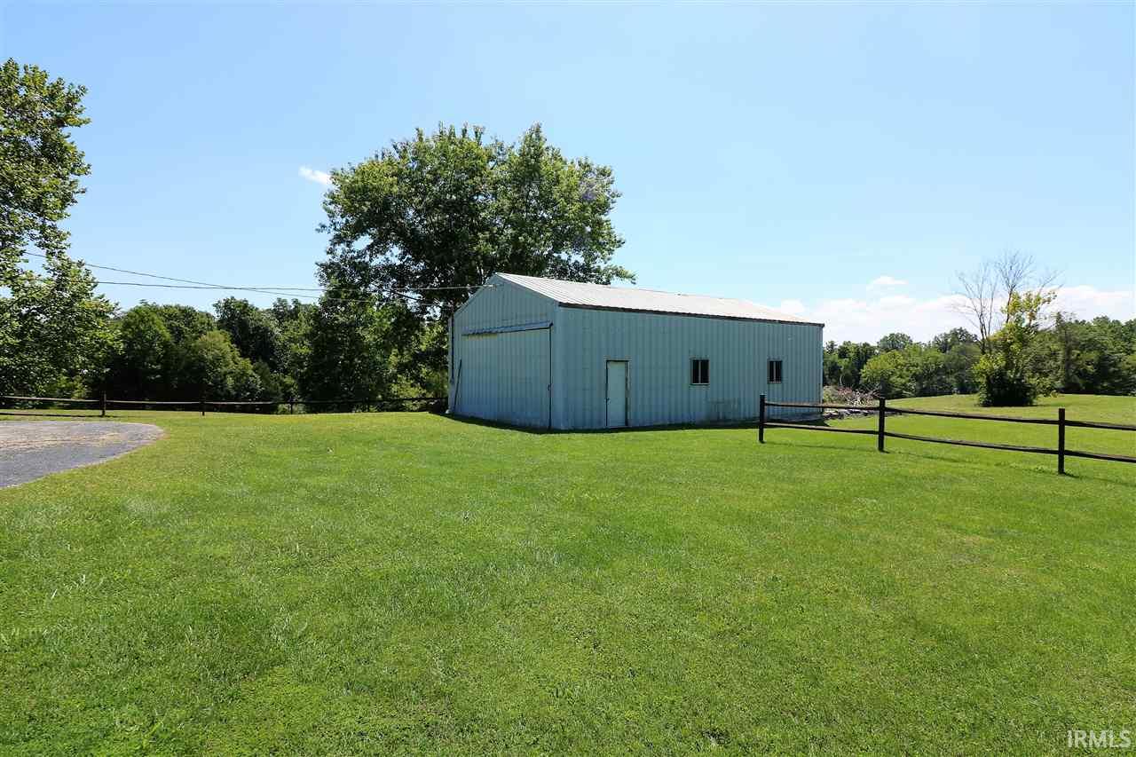 920 South Leatherwood Road Bedford, IN 47421 - Photo 3 of 23 Gallery Image 3