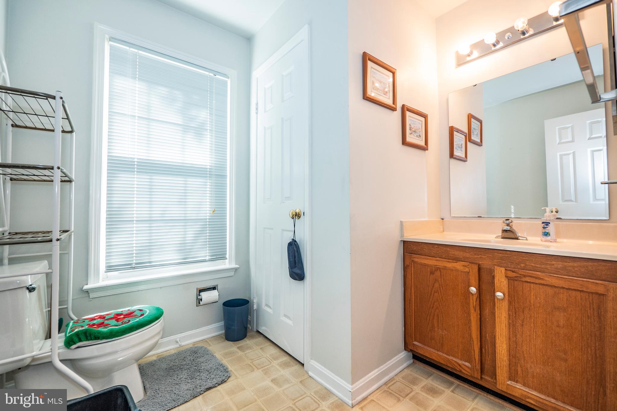 7964 Revenna Lane Springfield, VA 22153 - Photo 23 of 41