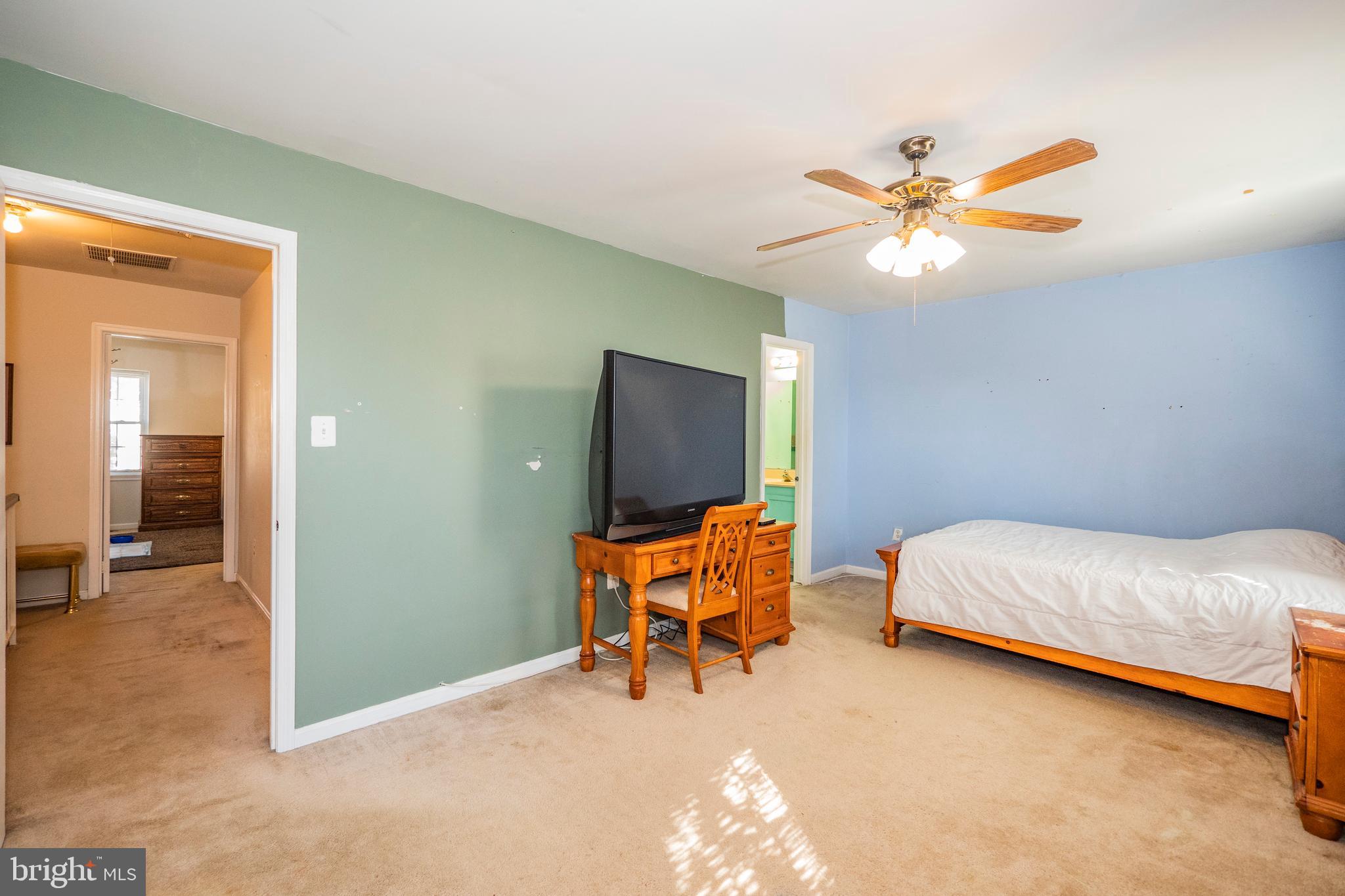 7964 Revenna Lane Springfield, VA 22153 - Photo 27 of 41