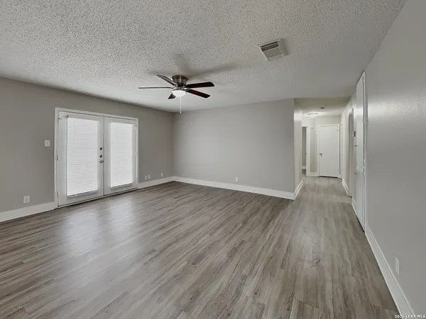 $1,379 | 8338 Morning, Converse, TX 78109