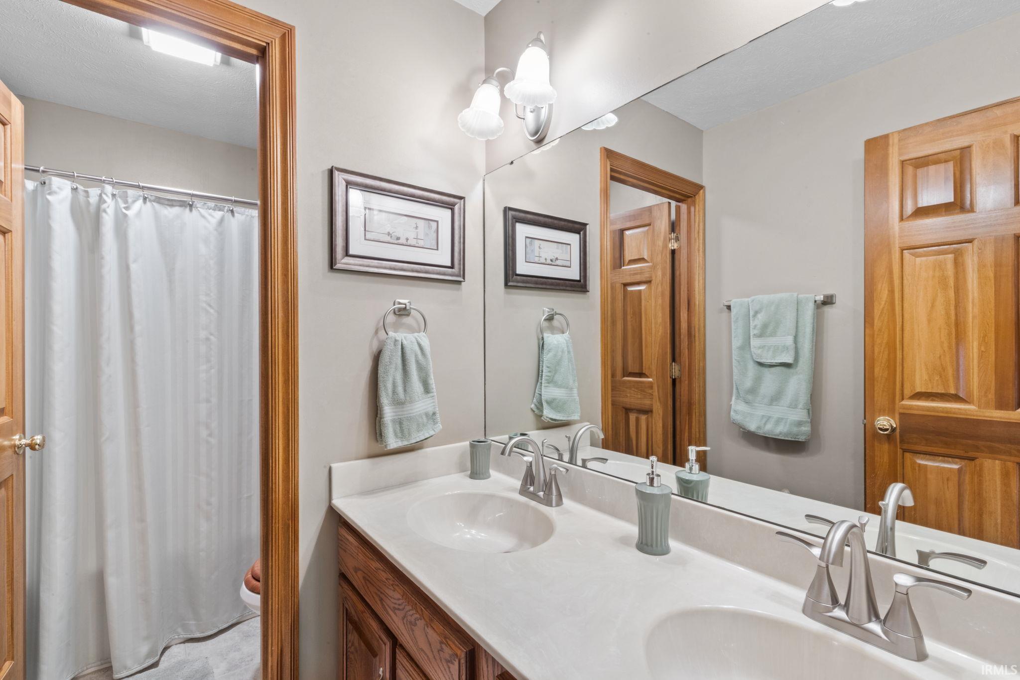 21750 New Road Lakeville, IN 46536 - Photo 25 of 36