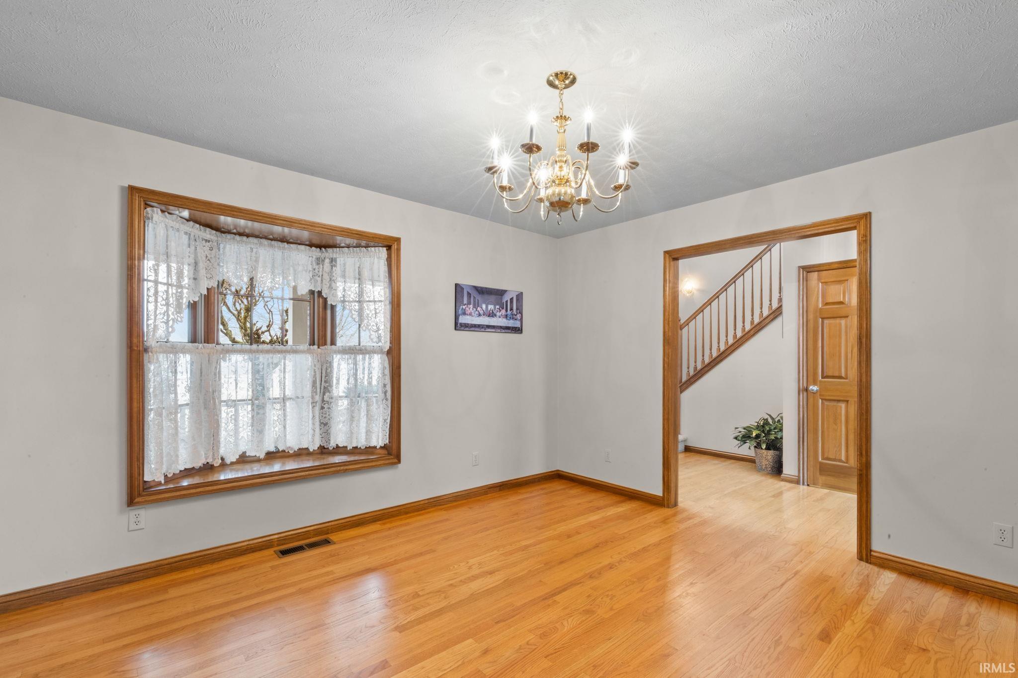 21750 New Road Lakeville, IN 46536 - Photo 6 of 36