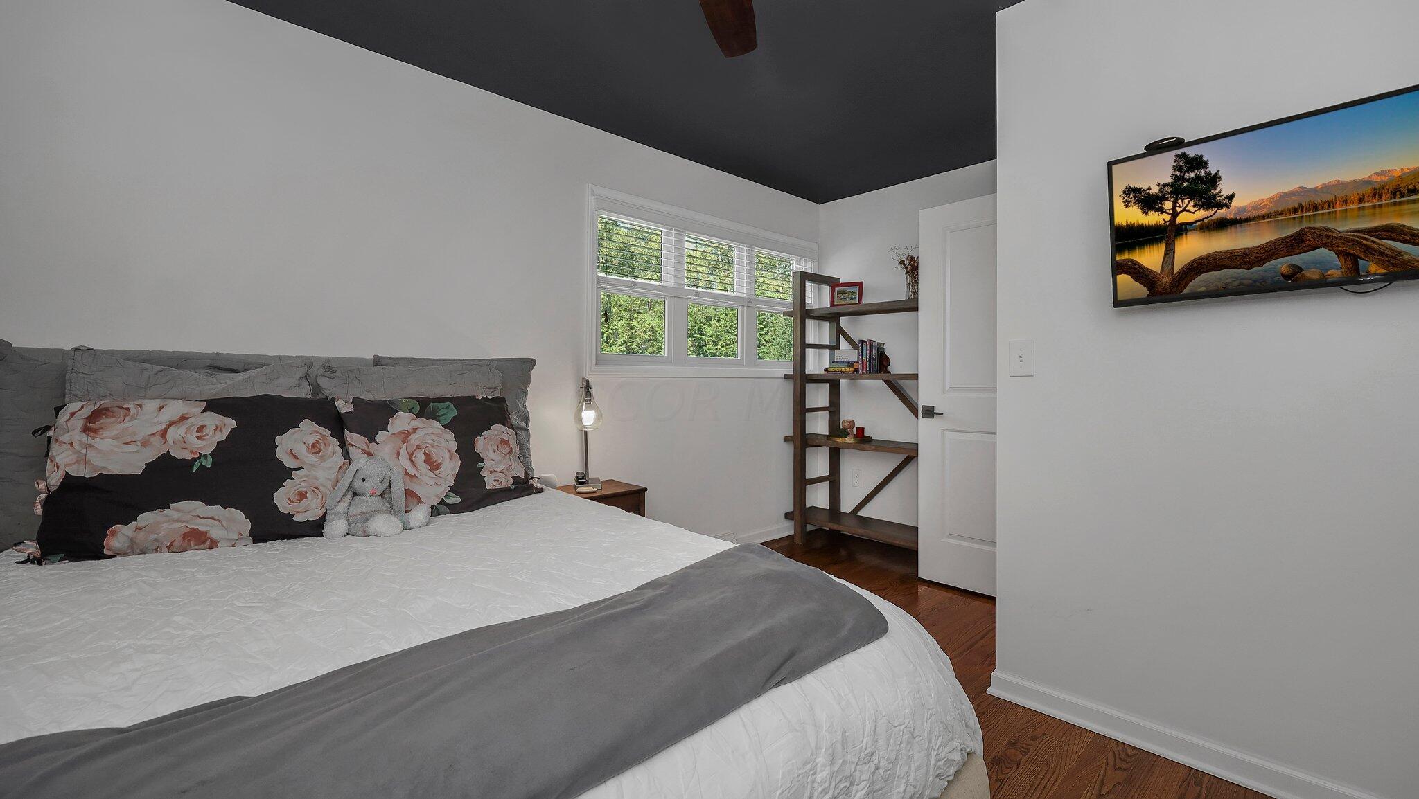 4556 Langport Road Upper Arlington, OH 43220 - Photo 43 of 66 Bedroom #4