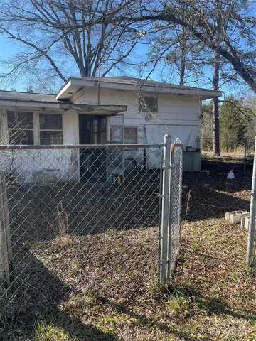 a view of a yard with an trees