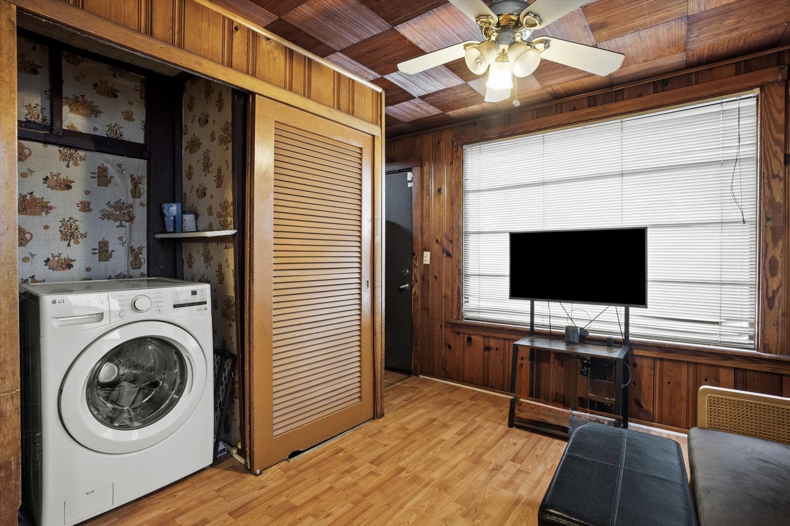 4820 West Haddon Avenue Chicago, IL 60651 - Photo 10 of 27 a bedroom with a bed and a flat screen tv