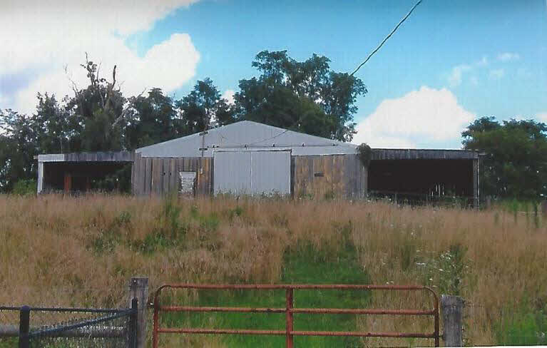 997 Gresham Road Mitchell, IN 47446 - Photo 2 of 5