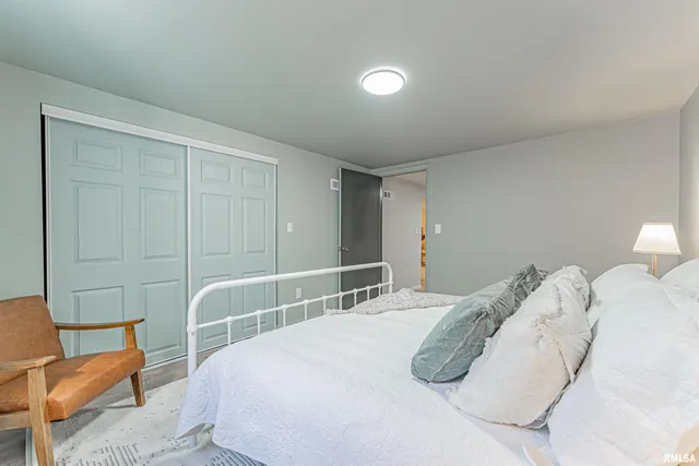 $215,000 | 1038 North State Street, Lincoln, IL 62656