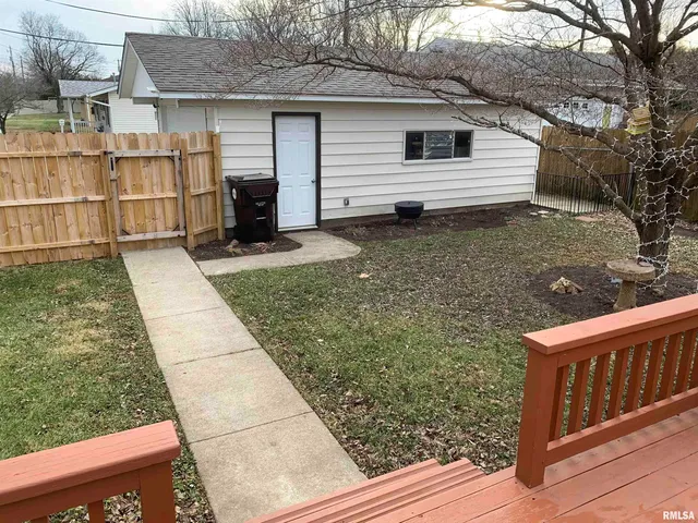 $215,000 | 1038 North State Street, Lincoln, IL 62656