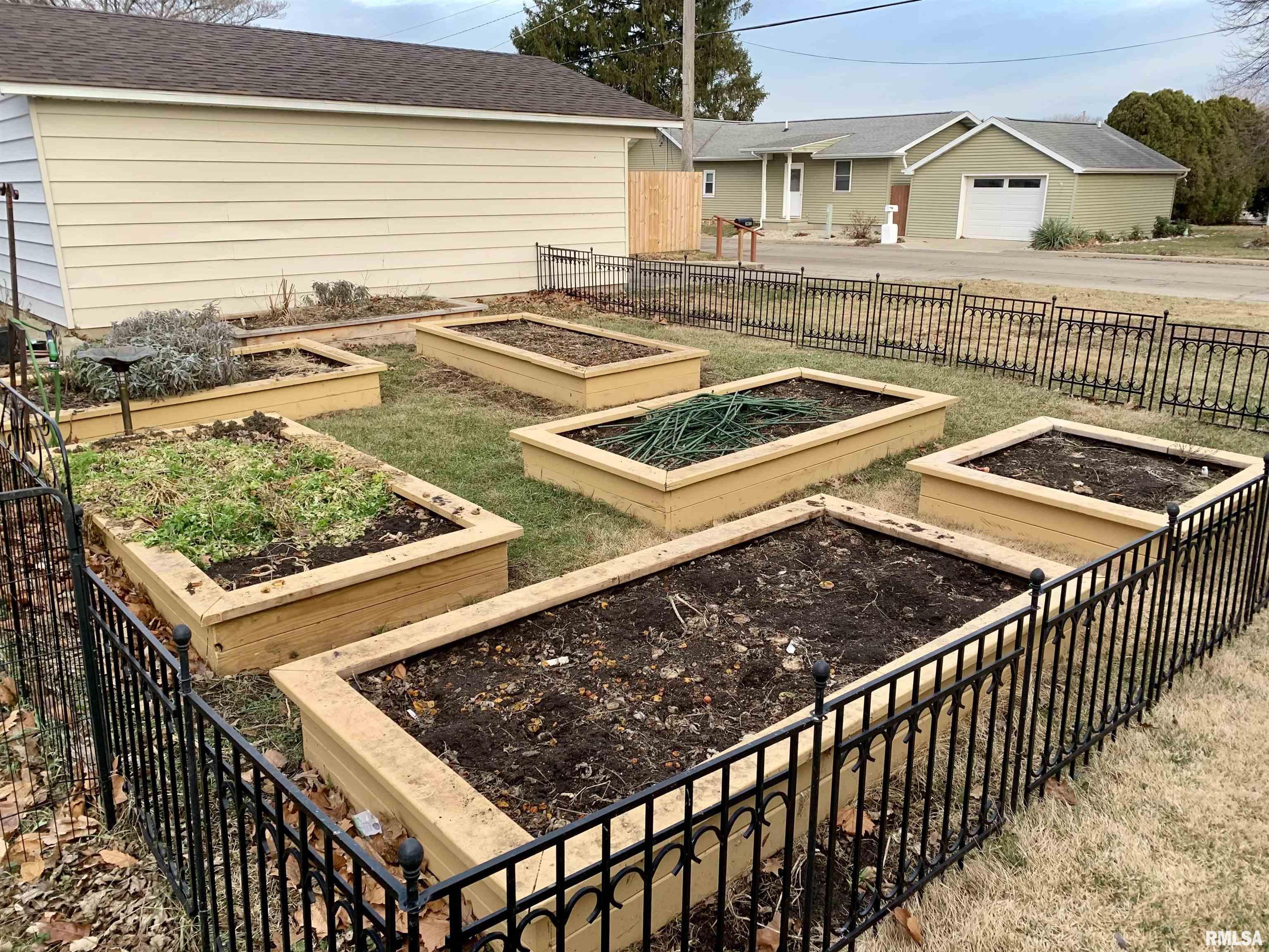 1038 North State Street Lincoln, IL 62656 - Photo 33 of 33