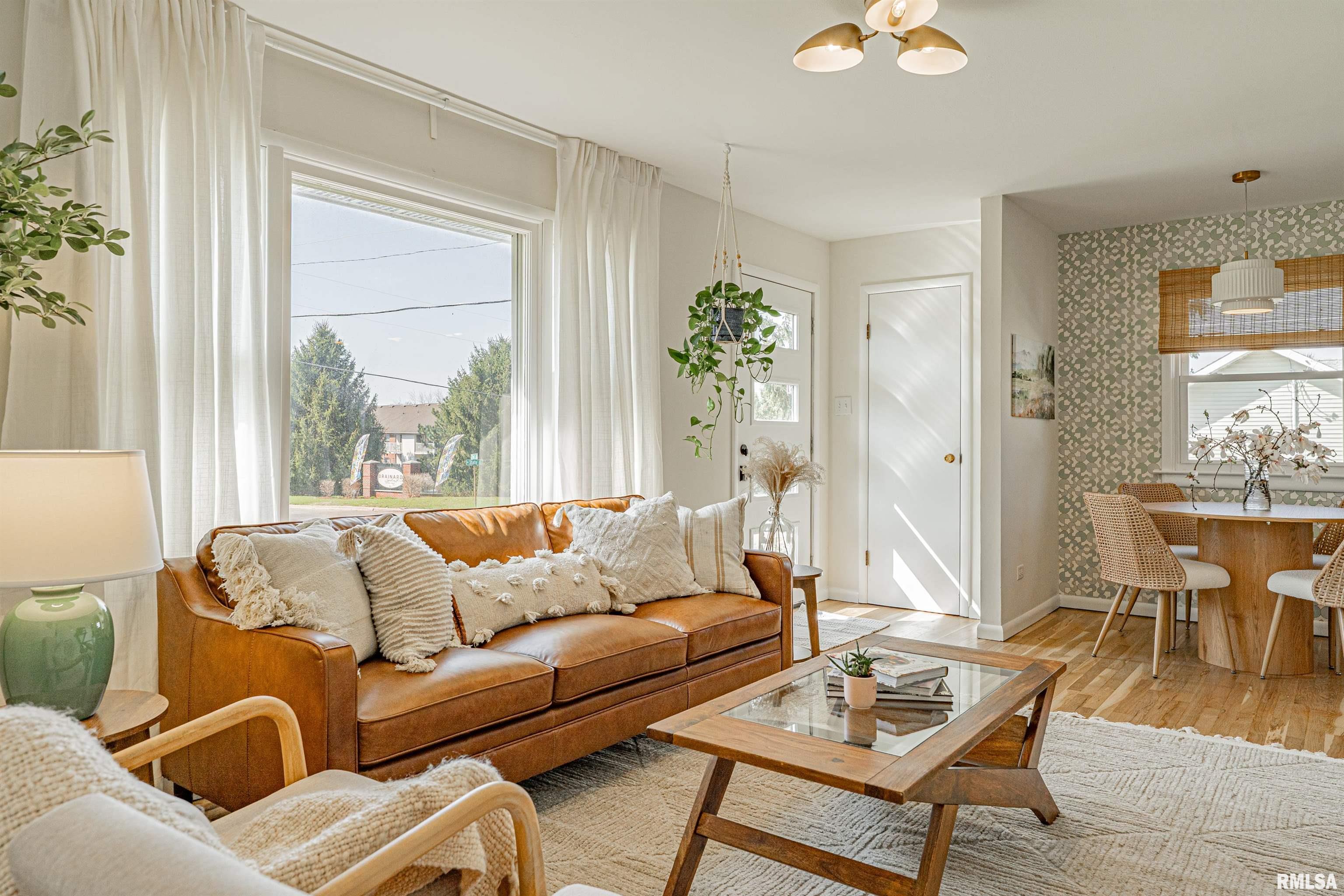 1038 North State Street Lincoln, IL 62656 - Photo 4 of 33