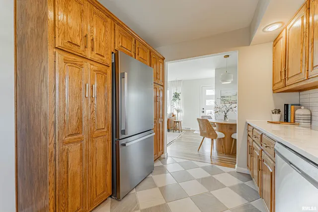 $215,000 | 1038 North State Street, Lincoln, IL 62656