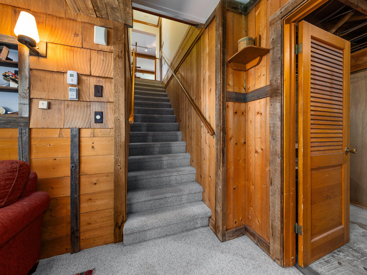 213 Trudeau Road Saranac Lake, NY 12983 - Photo 18 of 24 Gallery Image 18