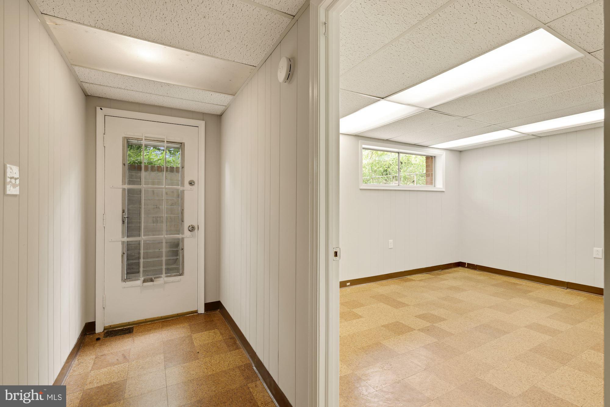 2019 Franwall Avenue Silver Spring, MD 20902 - Photo 27 of 42 Walk out level from basement & 4th bedroom