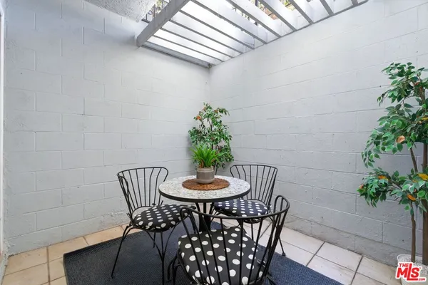 $1,749,500 | 1013 16th Street, Unit 101, Santa Monica, CA 90403