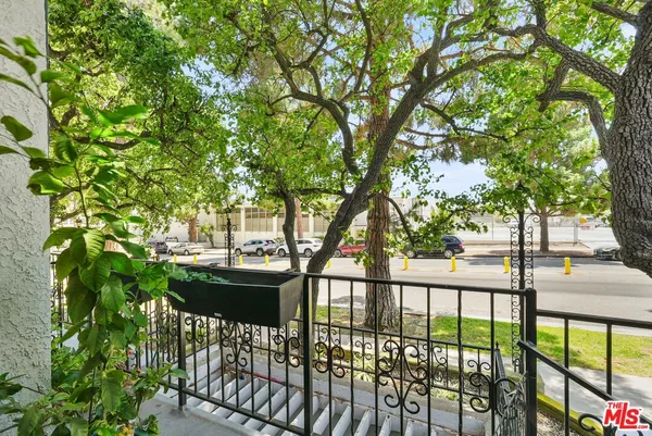 $1,749,500 | 1013 16th Street, Unit 101, Santa Monica, CA 90403