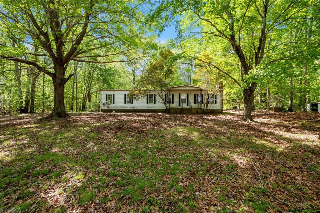 606 Dennys Store Road Roxboro, NC 27574 - Photo 3 of 16