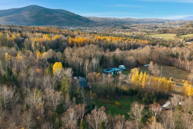 $250,000 | 22 Hartlen Avenue, Colebrook, NH 03576