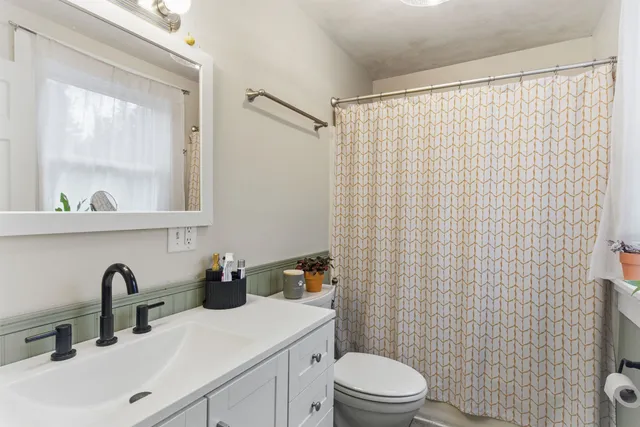 $250,000 | 22 Hartlen Avenue, Colebrook, NH 03576