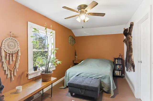 $250,000 | 22 Hartlen Avenue, Colebrook, NH 03576