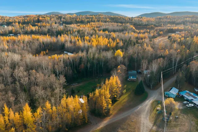 $250,000 | 22 Hartlen Avenue, Colebrook, NH 03576