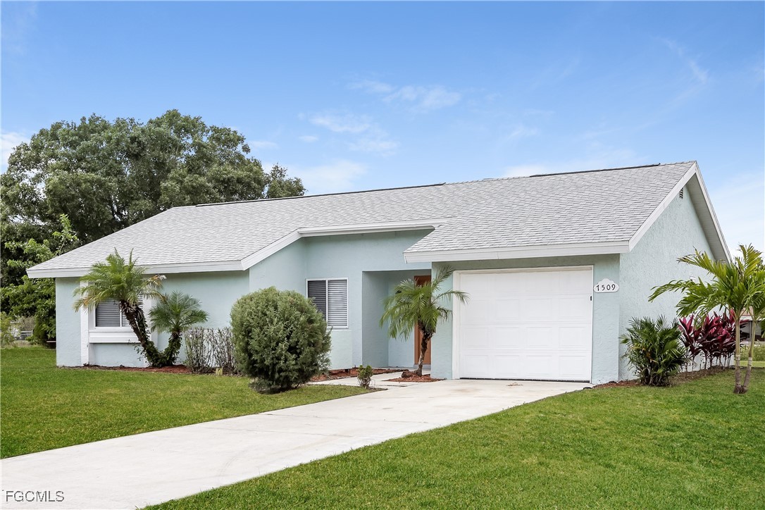 7509 Mesa Street North Port, FL 34287 - Photo 2 of 16