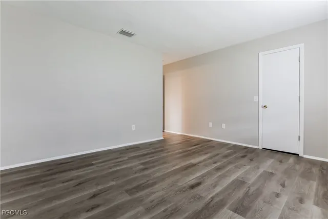 $1,570 | 7509 Mesa Street, North Port, FL 34287