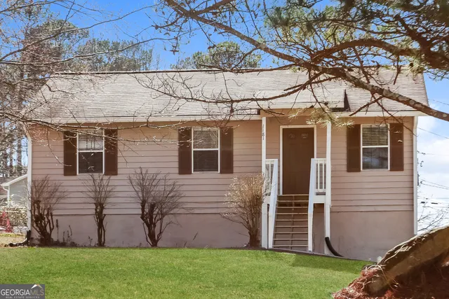 $1,950 | 1181 Timbercrest Drive, Lawrenceville, GA 30045