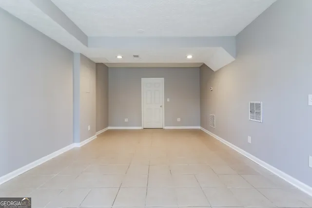 $1,950 | 1181 Timbercrest Drive, Lawrenceville, GA 30045