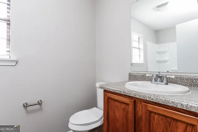 $1,950 | 1181 Timbercrest Drive, Lawrenceville, GA 30045