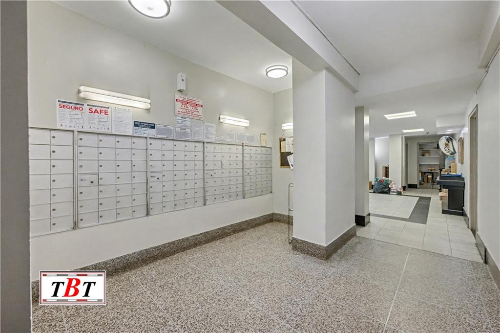 303 Beverley Road, Unit 10G Brooklyn, NY 11218 - Photo 11 of 36