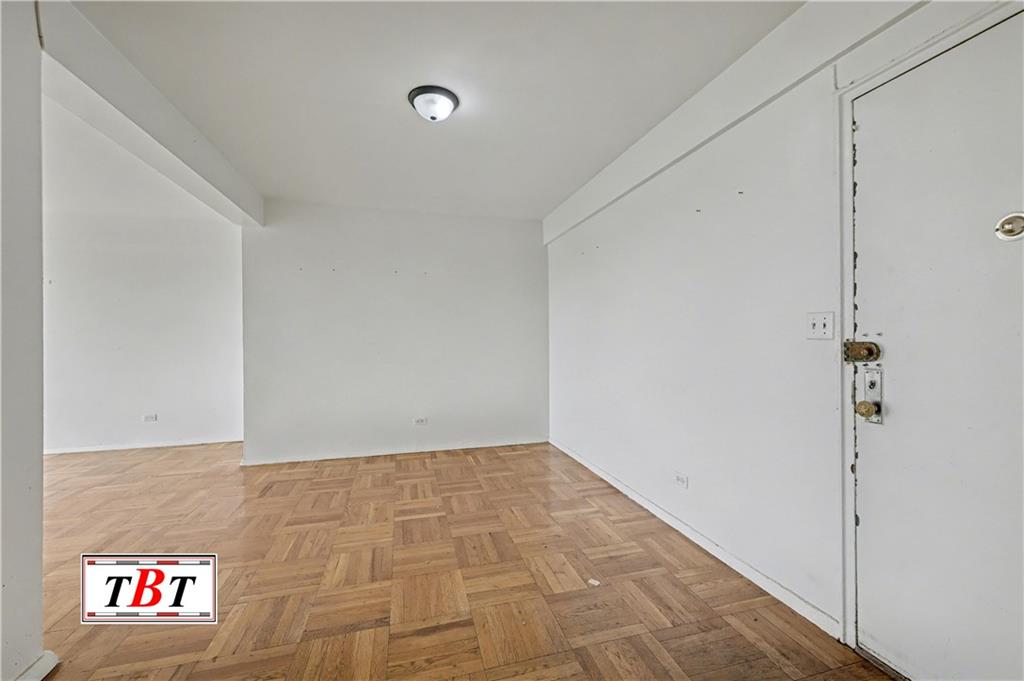 303 Beverley Road, Unit 10G Brooklyn, NY 11218 - Photo 21 of 36