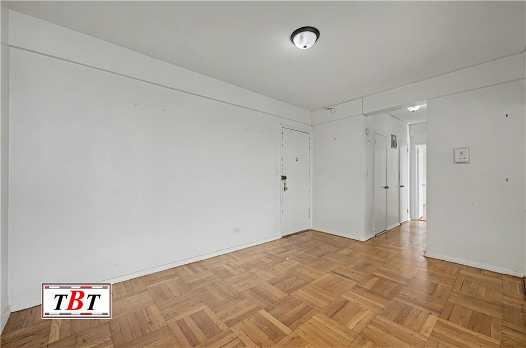 303 Beverley Road, Unit 10G Brooklyn, NY 11218 - Photo 22 of 36