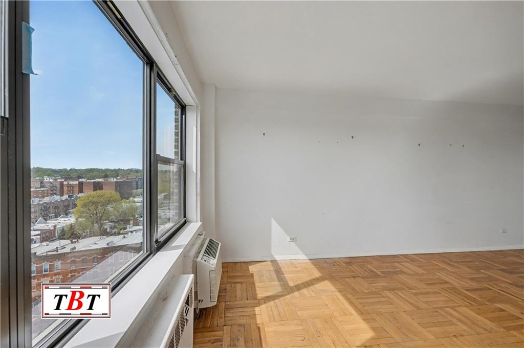 303 Beverley Road, Unit 10G Brooklyn, NY 11218 - Photo 29 of 36