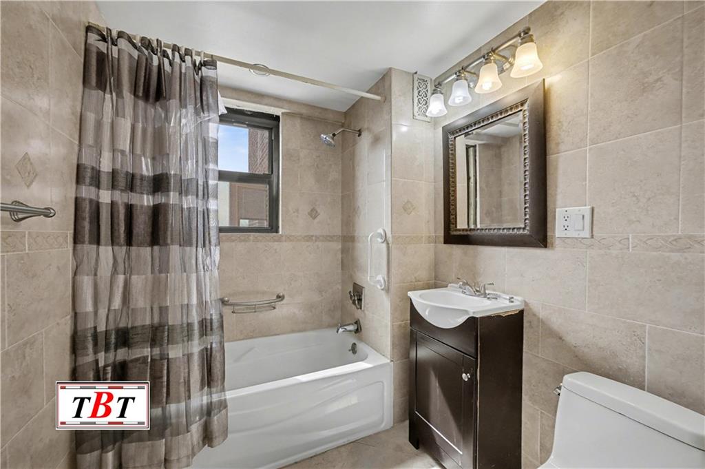 303 Beverley Road, Unit 10G Brooklyn, NY 11218 - Photo 36 of 36