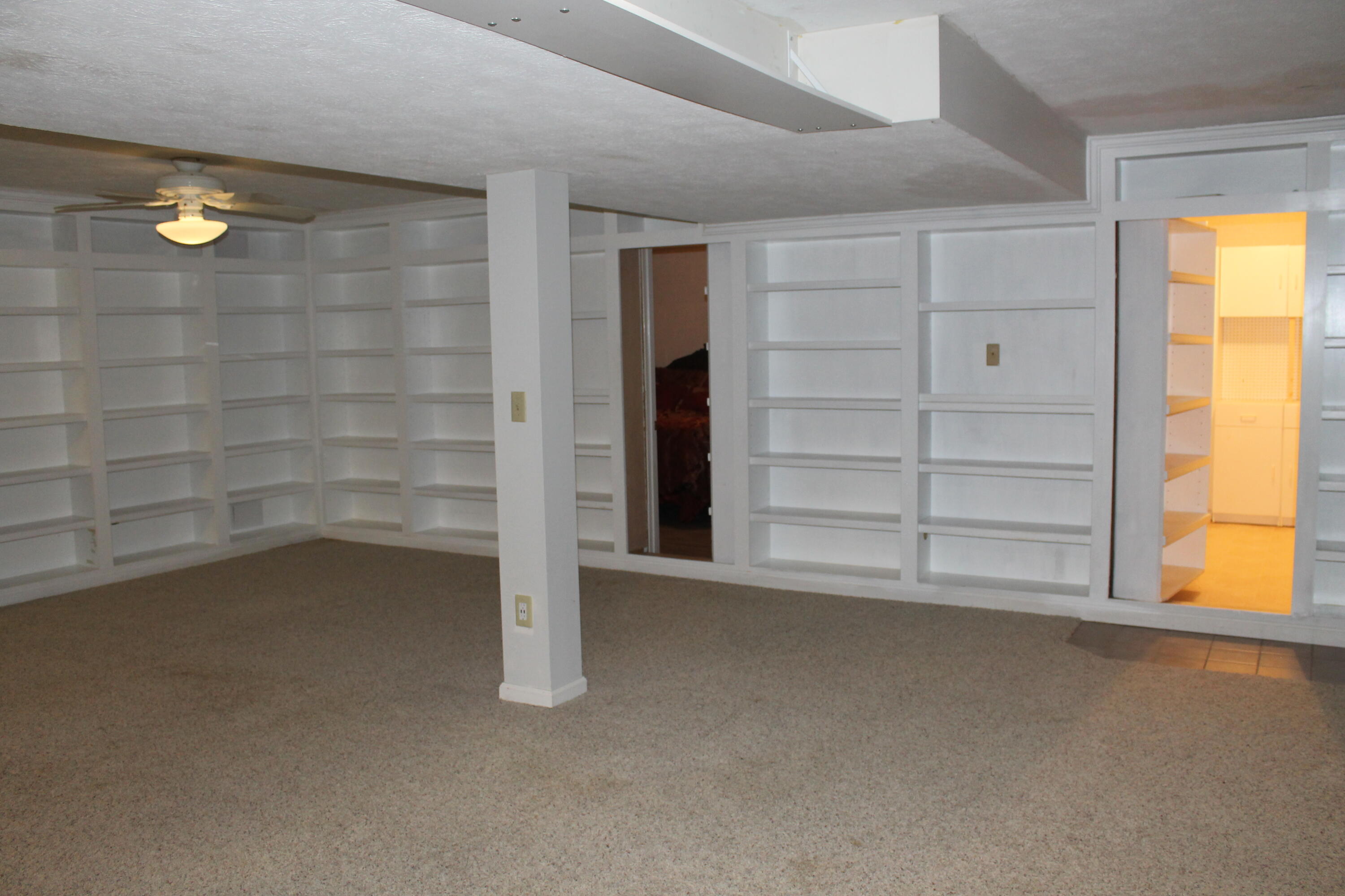2098 Red House Road Richmond, KY 40475 - Photo 31 of 40 Family Room