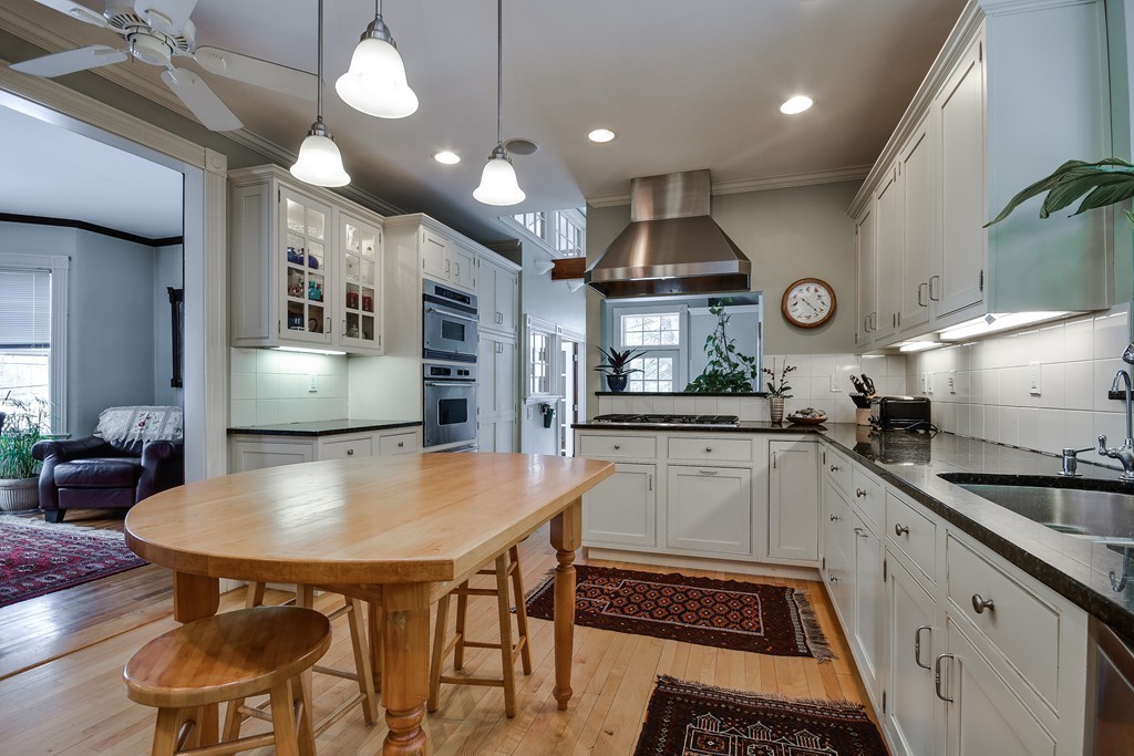 79 Linden Street Needham, MA 02492 - Photo 17 of 26 Gallery Image 17