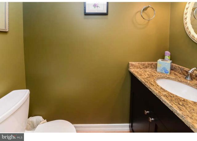 $445,000 | 1600-18 Arch Street, Unit 1803, Philadelphia, PA 19103