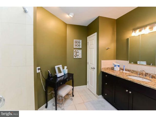 $445,000 | 1600-18 Arch Street, Unit 1803, Philadelphia, PA 19103