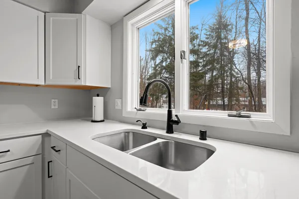 $524,900 | 4452 Wyandot Trail, Green Bay, WI 54313